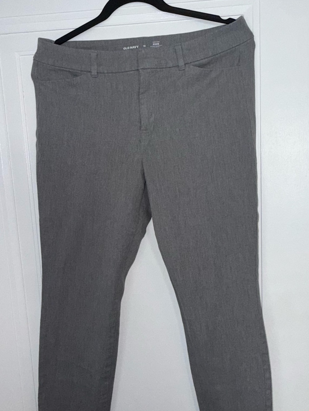 Old Navy Pixie Skinny Dress 4 Pants bundle